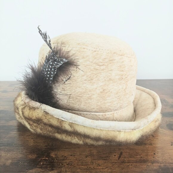 Vintage Dead Stock Suede Cloche Hat main image 5